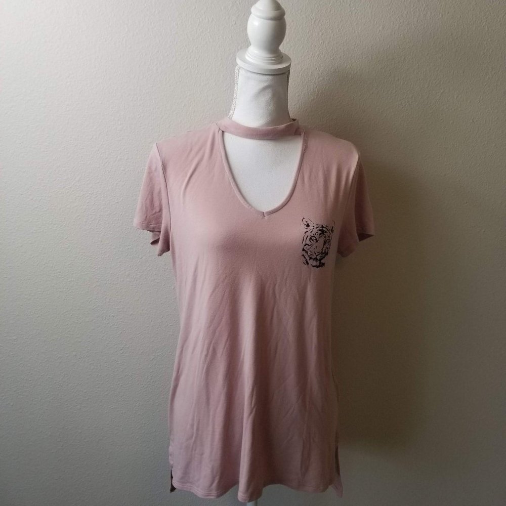 Go Wild / M / Blush Pink Tiger Tee